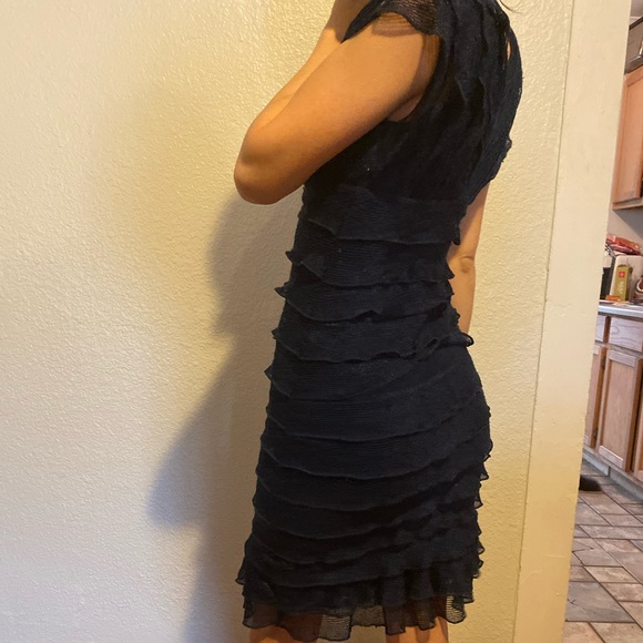 Max Studio Ruffle Dress - Picture 5 of 6